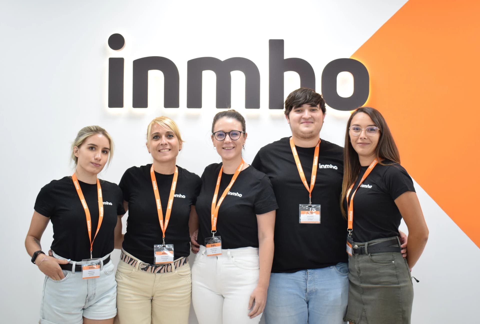 inmho and Astroline: a voice with property
